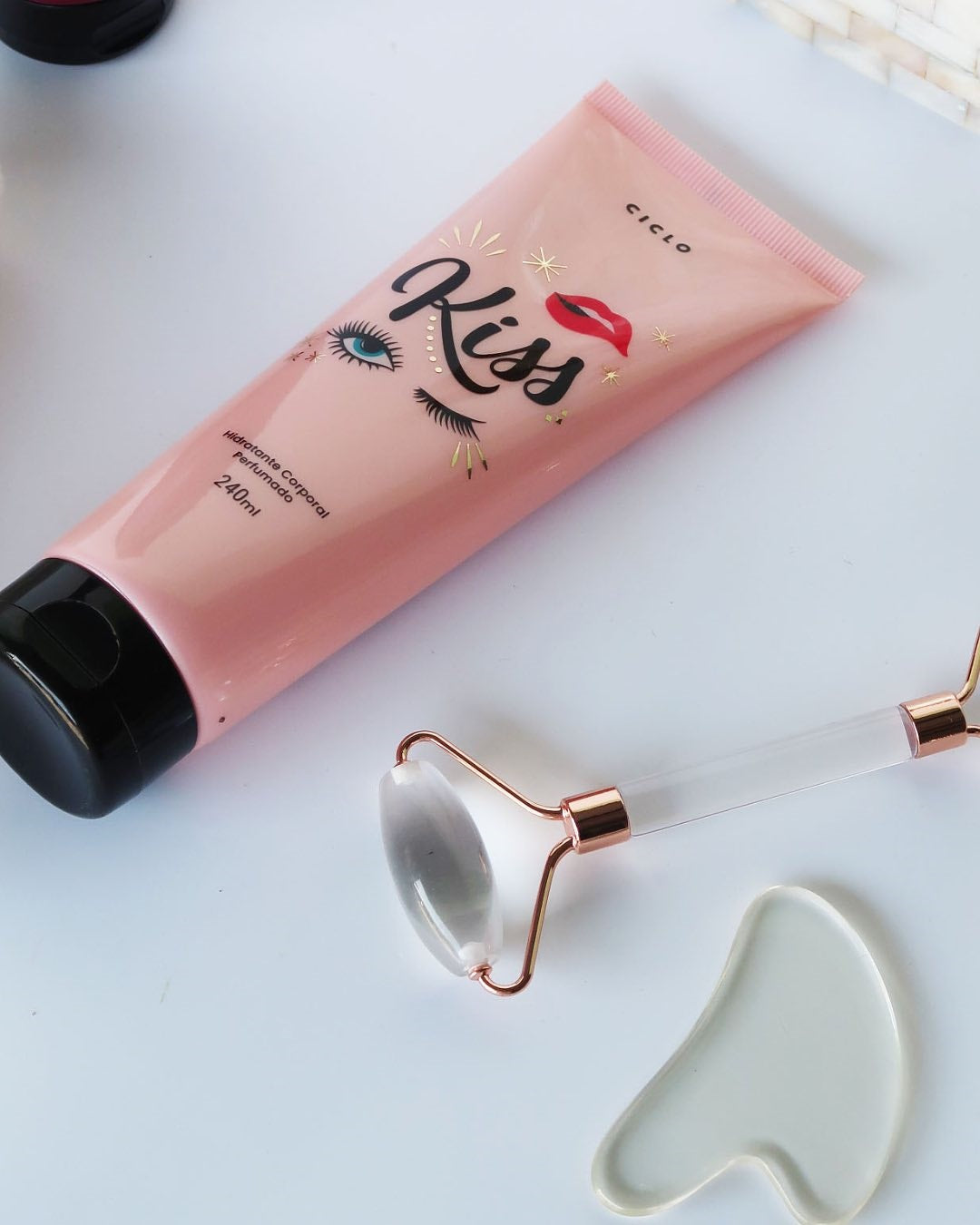 Kit Kiss Ciclo - Creme + Perfume Edição Lata